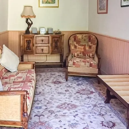 1 Bedroom Lovely In Naudouin